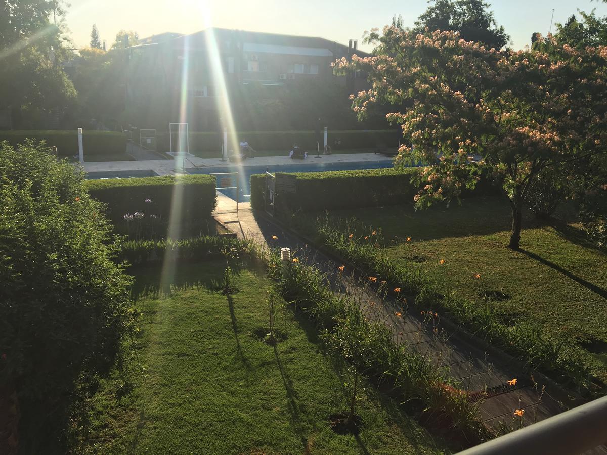 Apartamento En Country Pilar Piscina Parrilla Propia Hasta 4 Personas 外观 照片